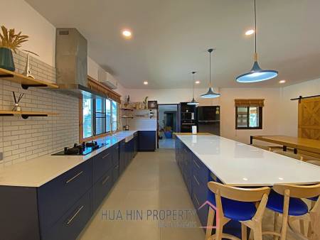 4 Bed Farm House For Sale With Guest House 6 Rai Land and Fishing Lake