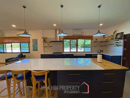 4 Bed Farm House For Sale With Guest House 6 Rai Land and Fishing Lake