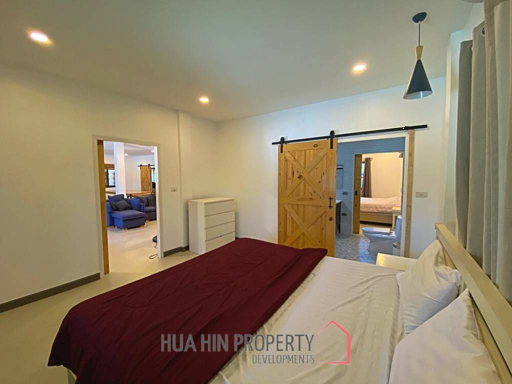 4 Bed Farm House For Sale With Guest House 6 Rai Land and Fishing Lake