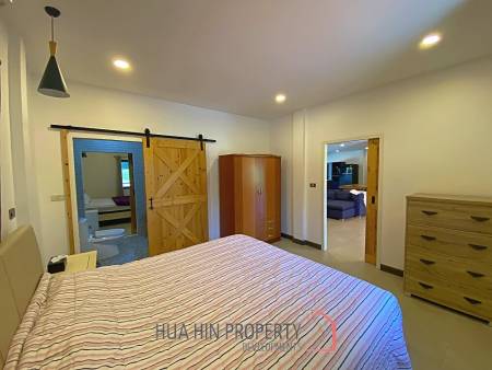 4 Bed Farm House For Sale With Guest House 6 Rai Land and Fishing Lake