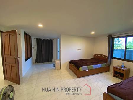 4 Bed Farm House For Sale With Guest House 6 Rai Land and Fishing Lake