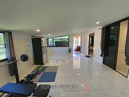 4 Bed Farm House For Sale With Guest House 6 Rai Land and Fishing Lake