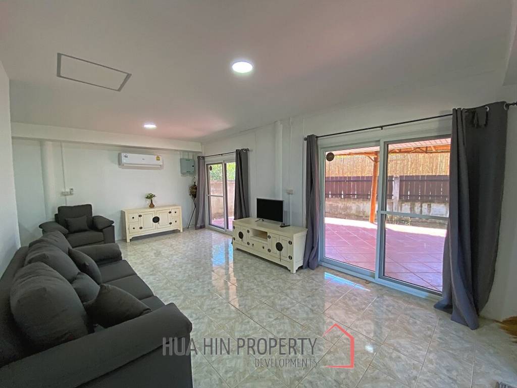 4 Bed Farm House For Sale With Guest House 6 Rai Land and Fishing Lake