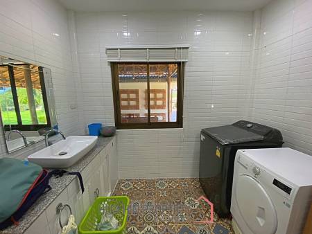 4 Bed Farm House For Sale With Guest House 6 Rai Land and Fishing Lake