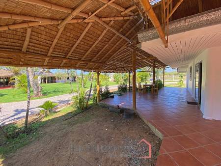 4 Bed Farm House For Sale With Guest House 6 Rai Land and Fishing Lake