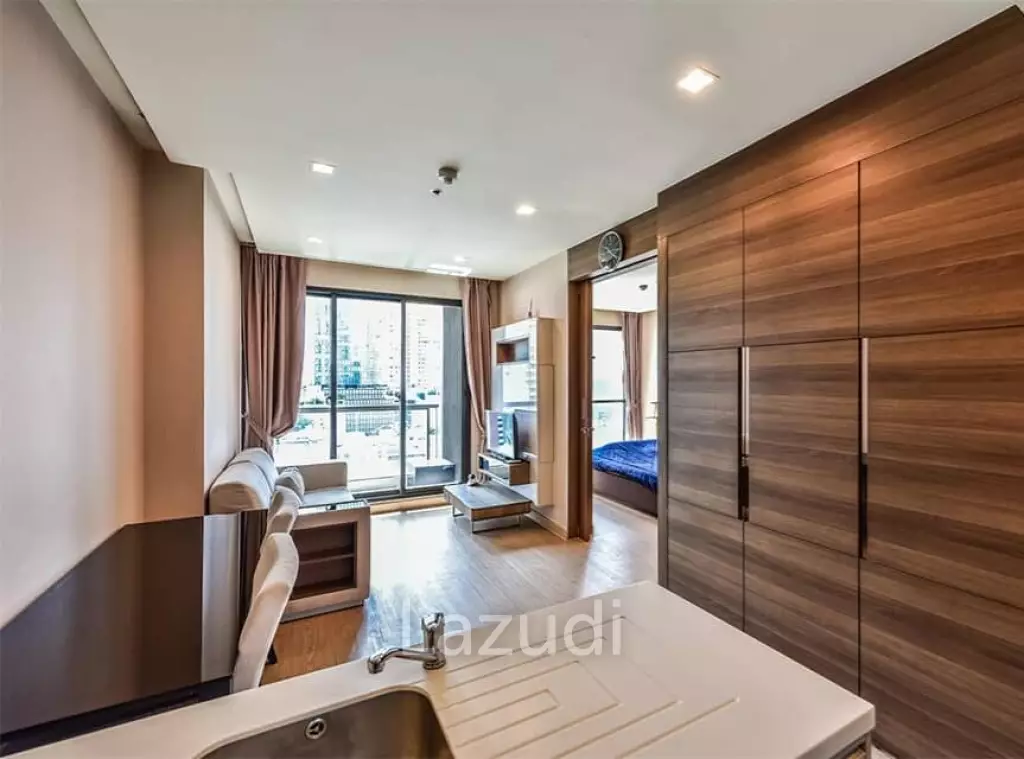 1 Bed 1 Bath 47 SQ.M The Address Sathorn