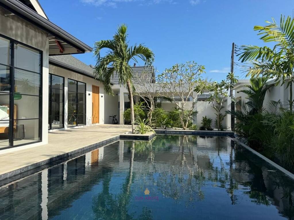 Beautiful 3 Bedroom Pool Villa For Sale In Heart Of Rawai