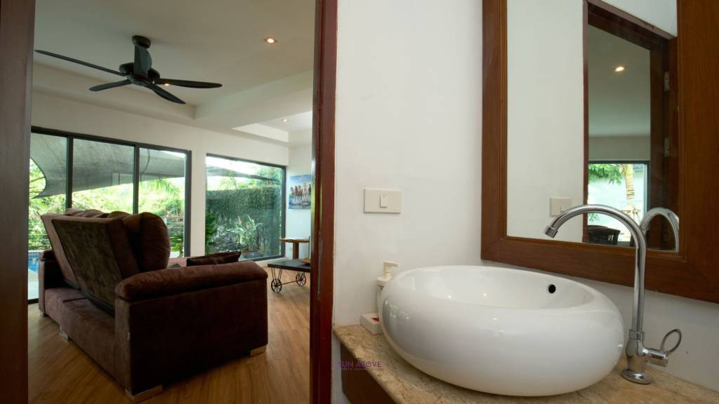 Private Pool Villa In The Heart Of Rawai