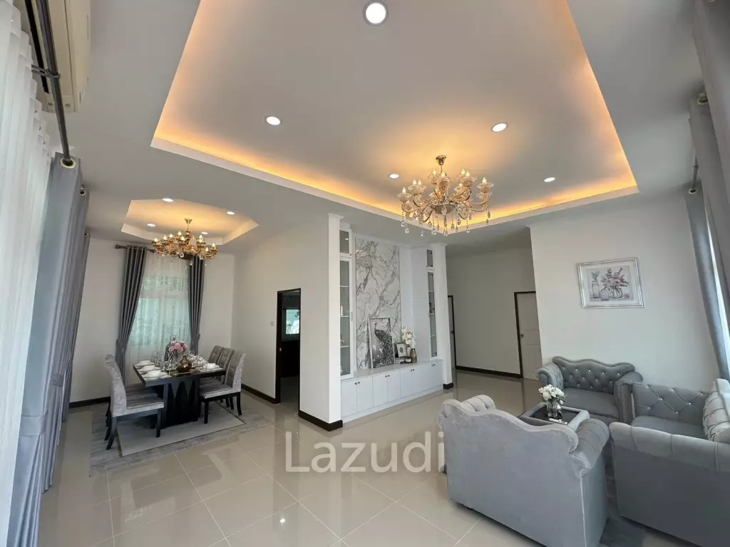 3 Beds 2 Baths 207 SQ.M. Amorn Village