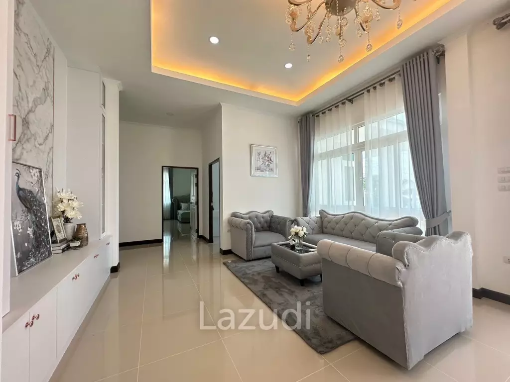 3 Beds 2 Baths 207 SQ.M. Amorn Village