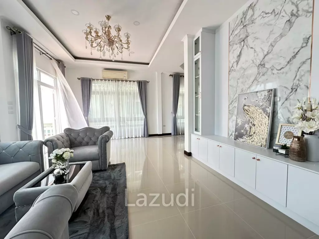 3 Beds 2 Baths 207 SQ.M. Amorn Village