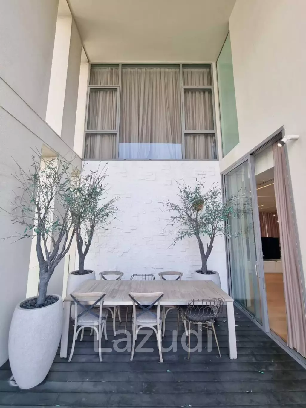 3 Bed 4 Bath 262 SQ.M The Sukhothai Residences