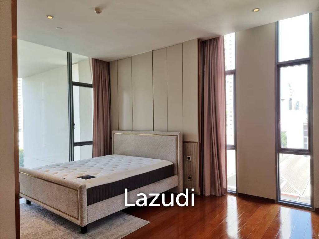 3 Bed 4 Bath 262 SQ.M The Sukhothai Residences