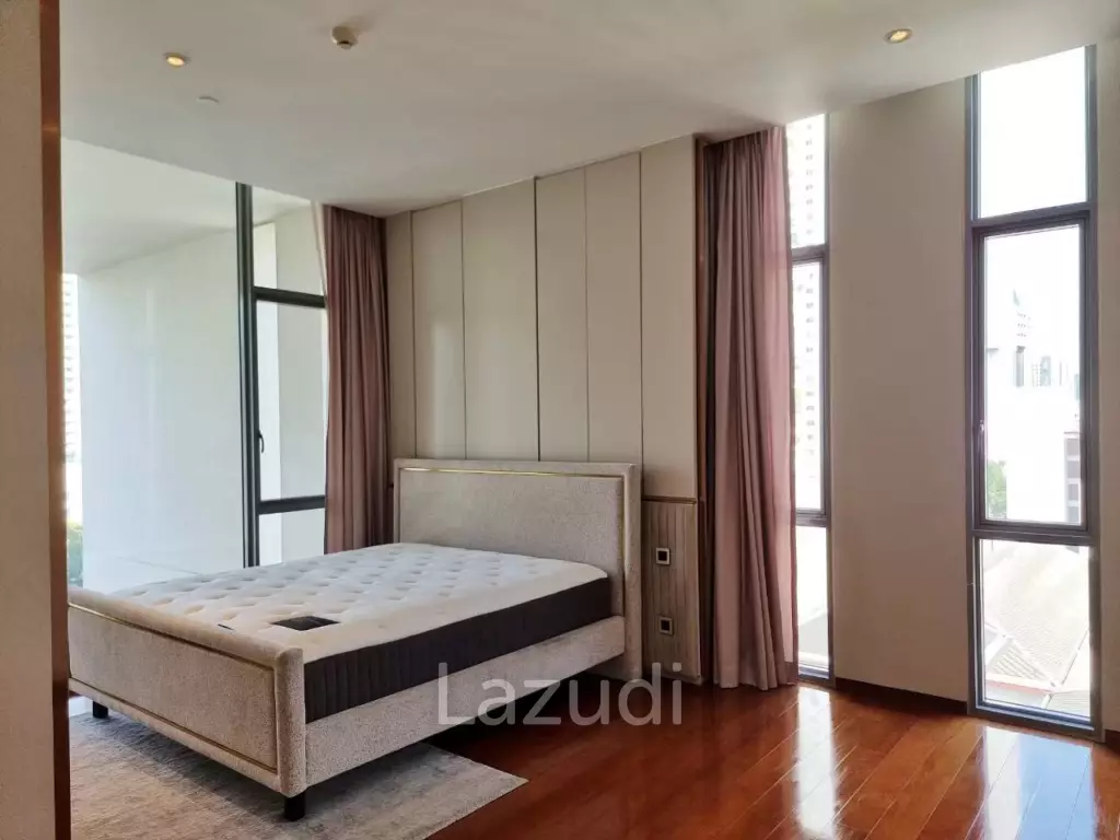 3 Bed 4 Bath 262 SQ.M The Sukhothai Residences