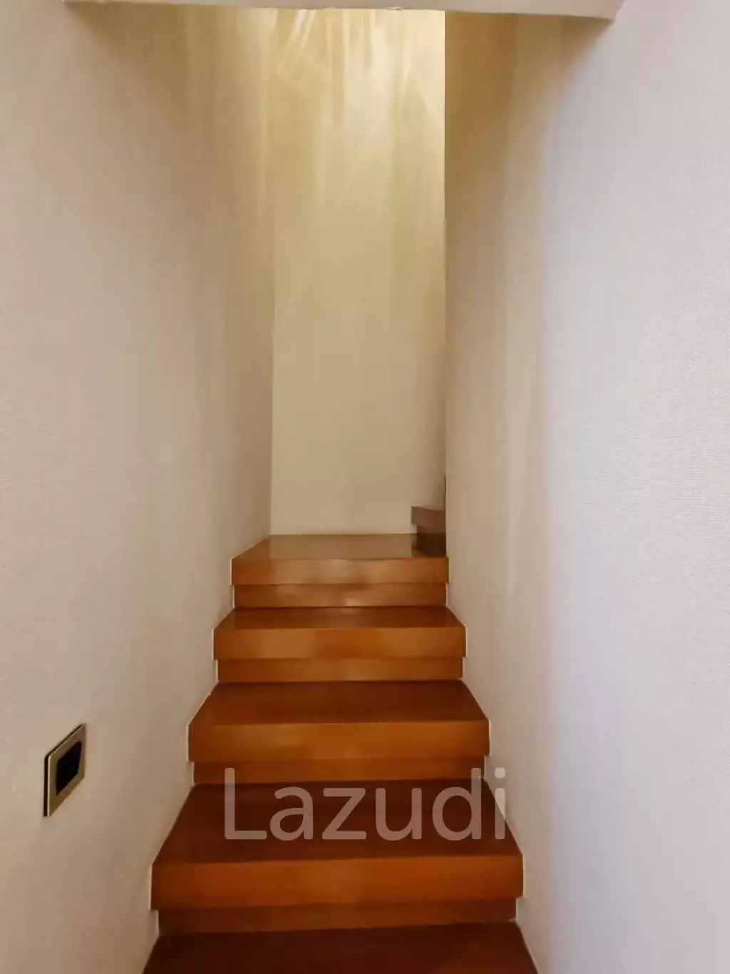 3 Bed 4 Bath 262 SQ.M The Sukhothai Residences