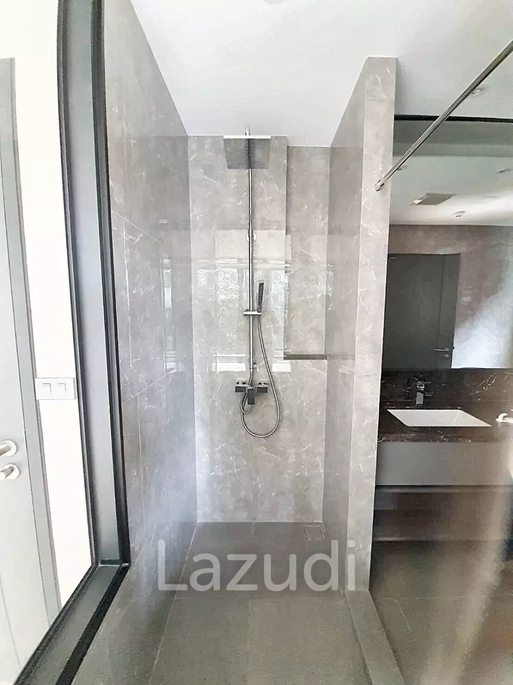 2 Bed 2 Bath 143 SQ.M  KALM Penthouse