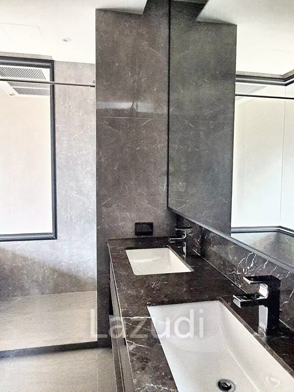 2 Bed 2 Bath 143 SQ.M  KALM Penthouse