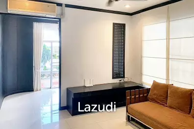 4 Bed 325 SQ.M House for Sale in Phatthanakarn