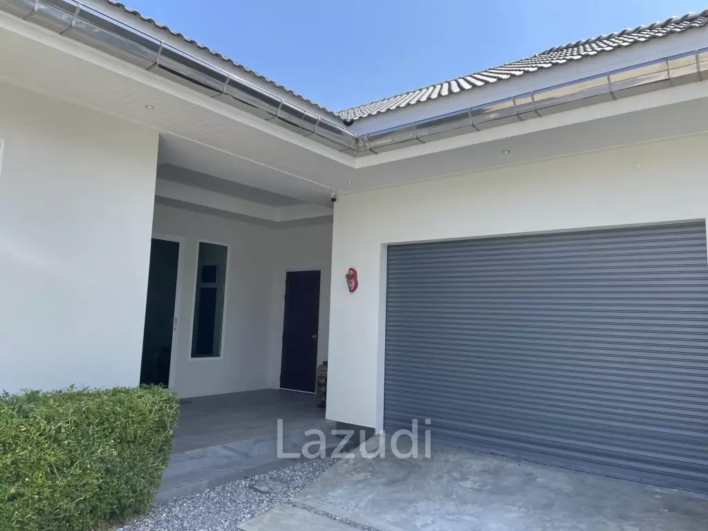 4 Beds 4 Baths 429.9 SQ.M White Beach Villa