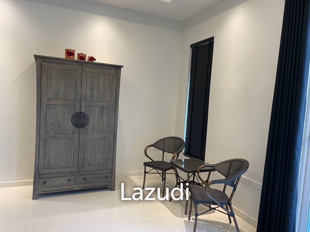 4 Beds 4 Baths 429.9 SQ.M White Beach Villa