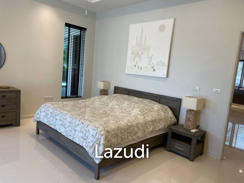 4 Beds 4 Baths 429.9 SQ.M White Beach Villa