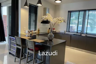 4 Beds 4 Baths 429.9 SQ.M White Beach Villa