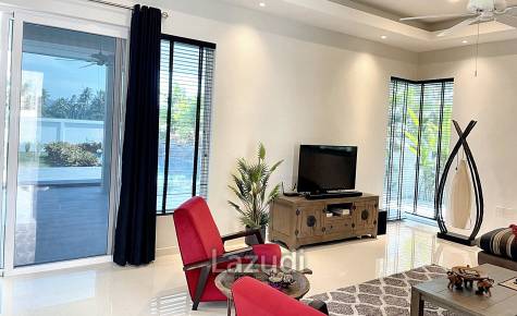 4 Beds 4 Baths 429.9 SQ.M White Beach Villa