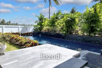 4 Beds 4 Baths 429.9 SQ.M White Beach Villa