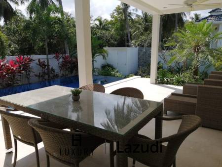 3 Beds 2 Baths 280 SQ.M White Beach Villa