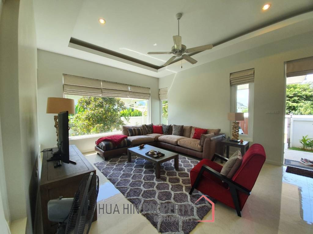 3 Beds 2 Baths 280 SQ.M White Beach Villa