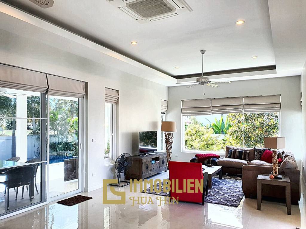 3 Beds 2 Baths 280 SQ.M White Beach Villa