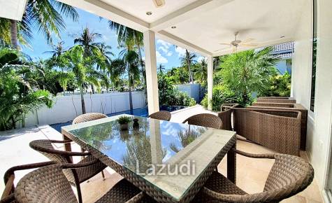 3 Beds 2 Baths 280 SQ.M White Beach Villa