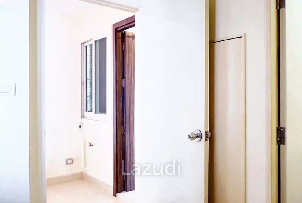 3 Bed 3 Bath 145 SQ.M Watermark Chaophraya