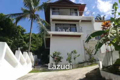 Spacious Villa with 180 Degree Views and Large Plot