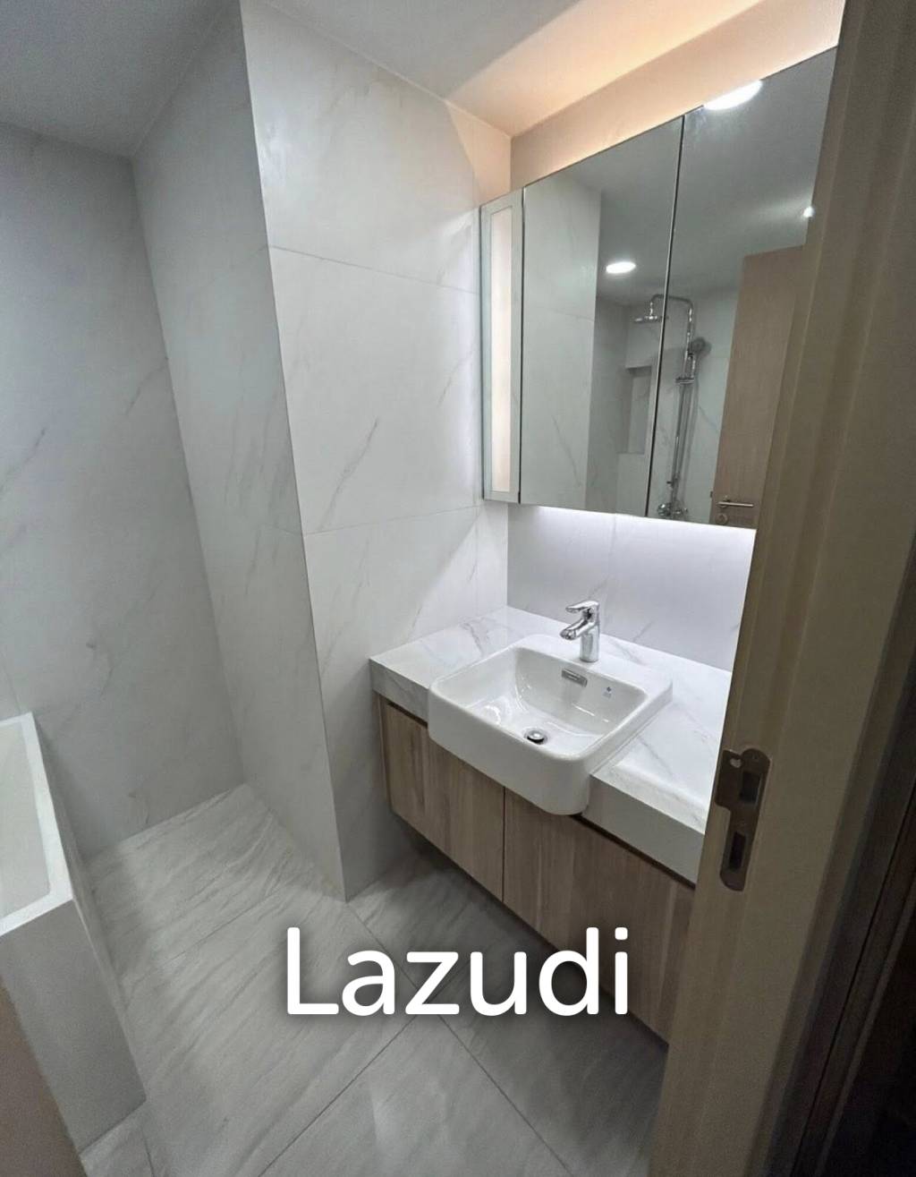 1 Bed 1 Bath 35 SQ.M at Walden Asoke