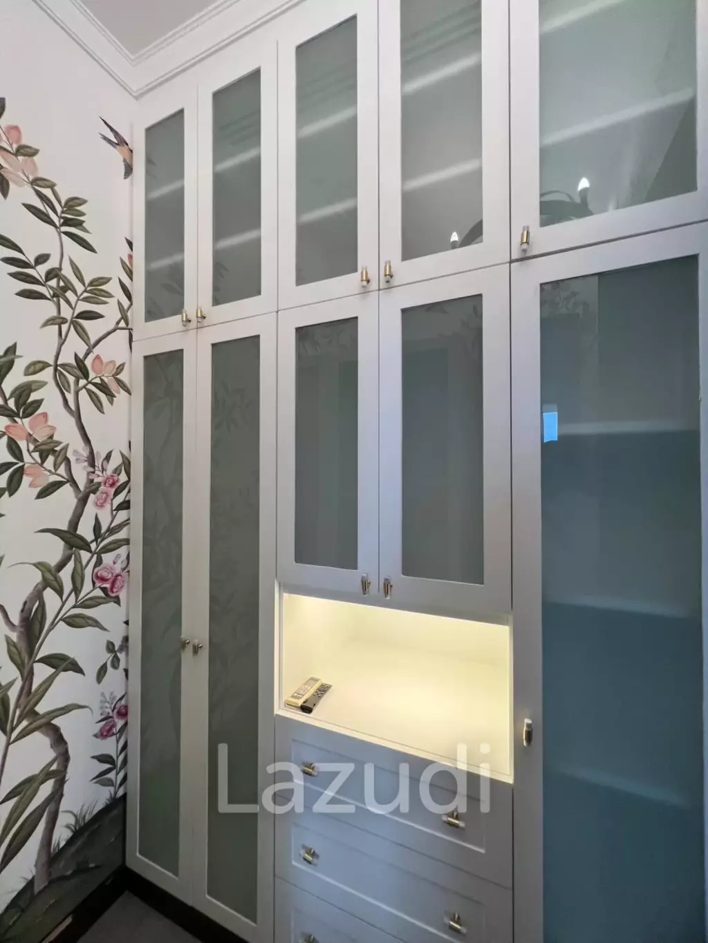 2 Bedroom 2 Bathroom 113 SQ.M Ashton Morph 38