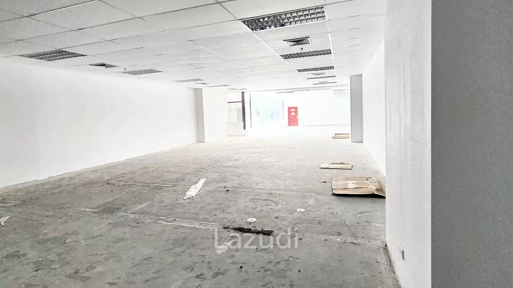 Office space for rent in Watthana