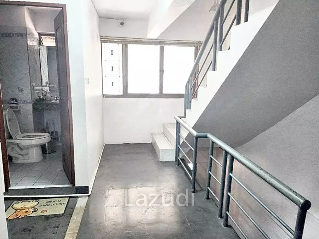 2 Bed 2 Bath 170 SQ.M Townhouse in Sukhumvit 63