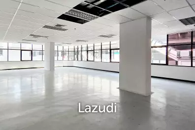 Office space for rent in Watthana