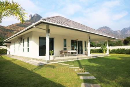 3 Bed 2 Bath 236 SQ.M Mountain Garden Villas