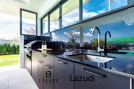 800 qm 3 Bett 3 Bad Villa Für Verkauf