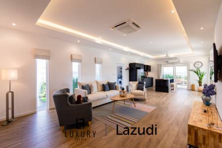 668 ตร.ม 3 เตียง 2 อาบน้ำ วิลล่า For ขาย