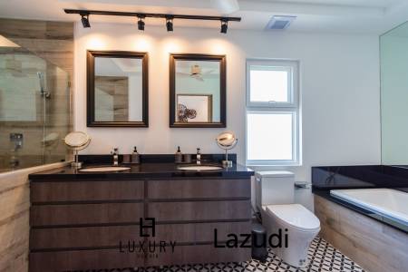 668 ตร.ม 3 เตียง 2 อาบน้ำ วิลล่า For ขาย