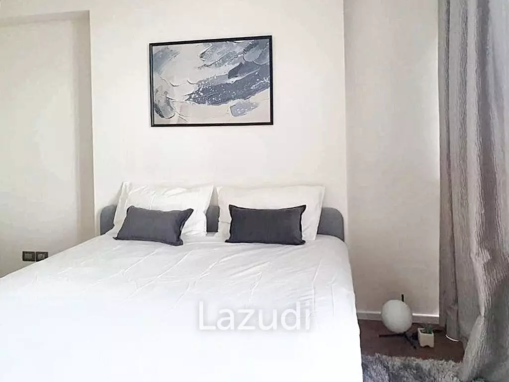 1 Bed 1 Bath 62 SQ.M The Bangkok Sathorn