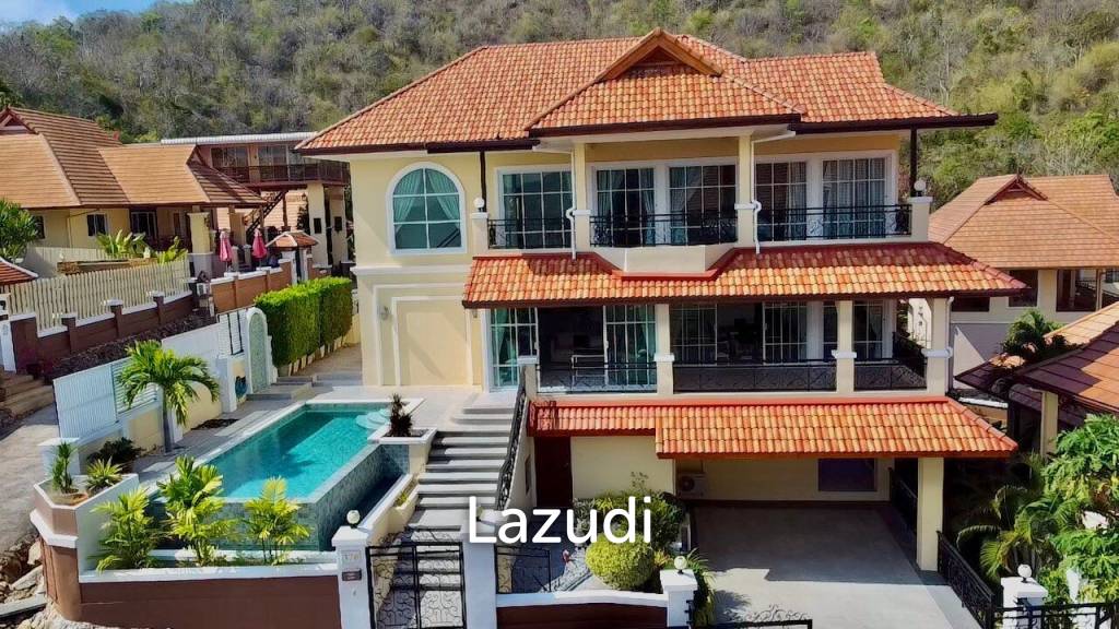 Emerald Heights : 3 Storey 5 Bedroom Pool Villa