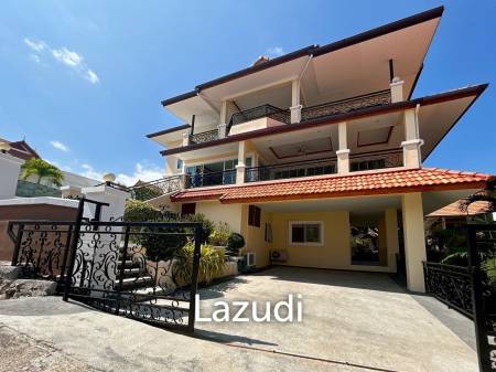 Emerald Heights : 3 Storey 5 Bedroom Pool Villa