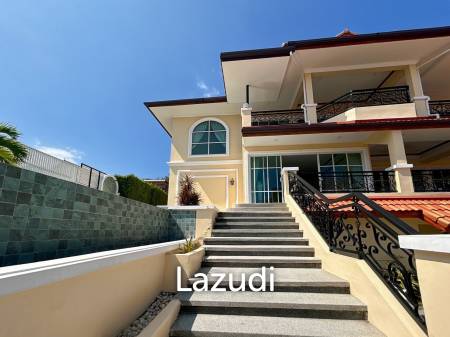 Emerald Heights : 3 Storey 5 Bedroom Pool Villa