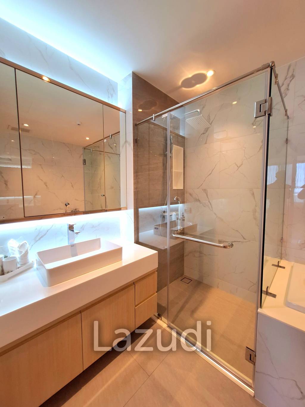 3 Bed 4 Bath 250 SQ.M at Bearing Residence
