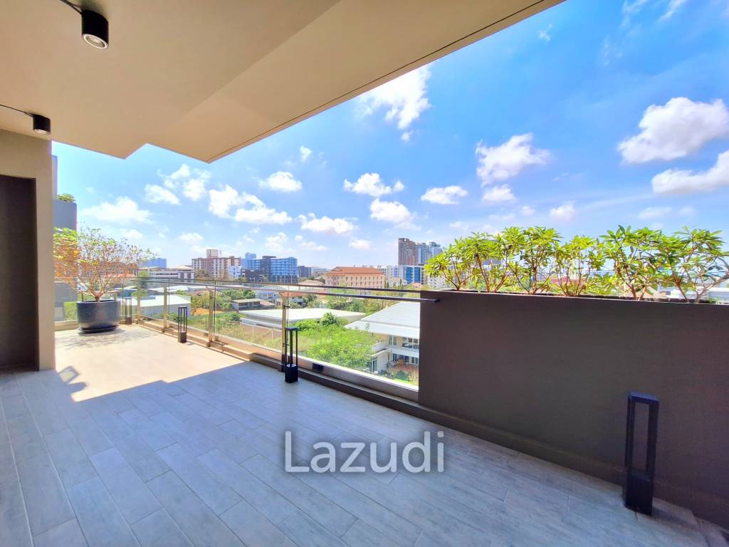 3 Bed 4 Bath 250 SQ.M at Bearing Residence