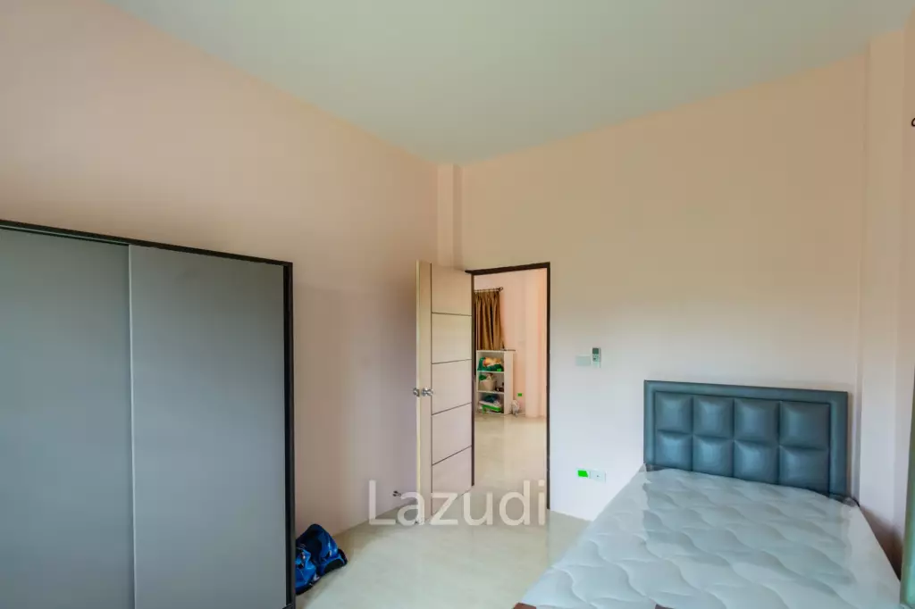 PHUWAI HILLS RESORT :  Cozy 2 Bed houses  Lakeside with Big land plot